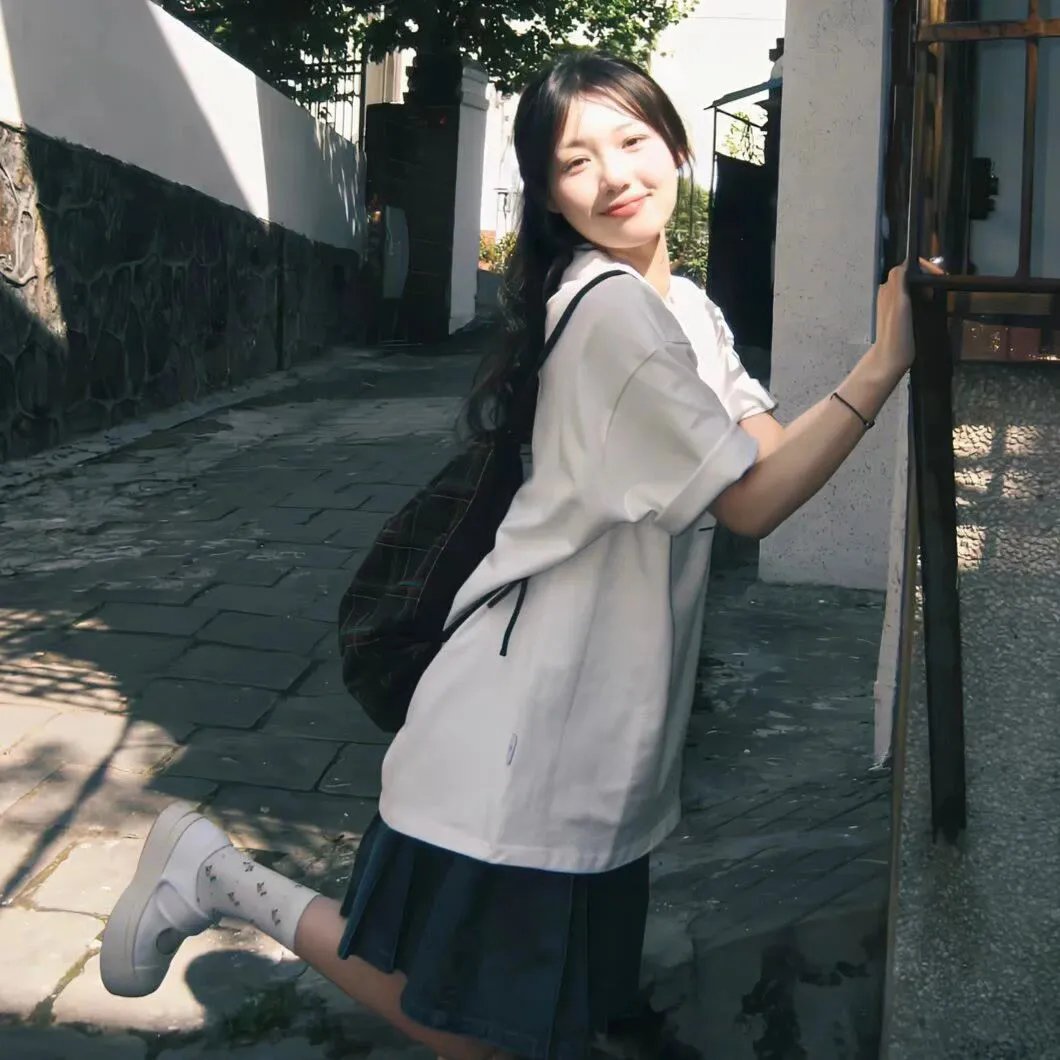 濶少艳福